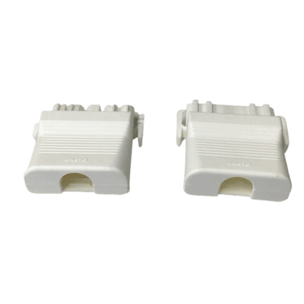 Regin REGE105 5 Way Plug Socket with Strain Relief